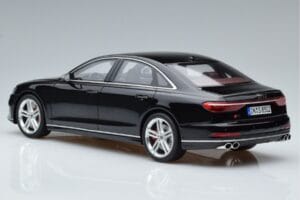 Audi S8 D5 Mythos Čierny Asia Edition GT Spirit 1:18 CLDC019 Živica – obrázok 5 z 6