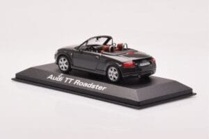 Audi TT 8N Roadster Šedý Minichamps 1:43 430017235 Kov – obrázok 3 z 4