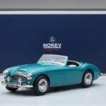 Austin-Healey 3000 Mk1 Roadster Norev 1:18 182600 Kov - image 6 of 6