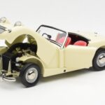 Austin-Healey Sprite Mk I Open Old English Biely Kyosho 1:18 08953EW - image 2 of 8