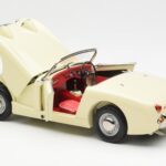 Austin-Healey Sprite Mk I Open Old English Biely Kyosho 1:18 08953EW - image 5 of 8