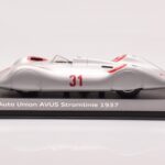 Auto Union Stromlinie #31 AVUS 1937 Strieborný Minichamps 1:43