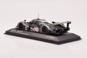 Bentley Speed 8 #8 J. Herbert / D. Brabham / M. Blundell Sebring 12 Hours 2003 Minichamps 1:43 400031398 Kov – obrázok 3 z 4
