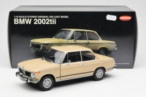 BMW 2002 Ti E10 Sahara Béžový Kyosho 1:18 08541BG Kov – obrázok 8 z 8