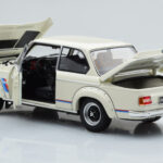 BMW 2002 Turbo Biely Kyosho 1:18 - image 3 of 8