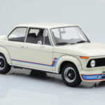 BMW 2002 Turbo Biely Kyosho 1:18 - image 6 of 8