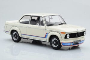 BMW 2002 Turbo Biely Kyosho 1:18 08544W Kov – obrázok 6 z 8