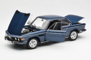 BMW 3.0 CSi E9 Modrý Metalíza AUTOart 1:18 70672 Kov – obrázok 2 z 8
