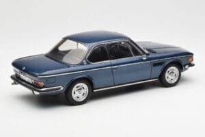 BMW 3.0 CSi E9 Modrý Metalíza AUTOart 1:18 70672 Kov – obrázok 3 z 8