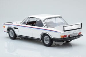 BMW 3.0 CSL E9 Biely Dealer Edition Minichamps 1:18 80435A5D020 Kov – obrázok 6 z 7