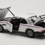 BMW 3.0 CSL E9 Biely Heritage Edition Minichamps 1:18 - image 5 of 8
