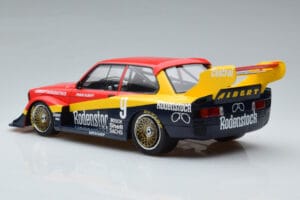 BMW 320 Group 5 #9 F. Albert DRM Norisring 1979 MCG 1:18 MCG18808R Kov – obrázok 5 z 6