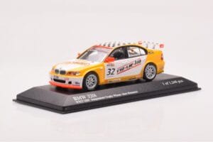 BMW 320i E46 Wiechers Sport #32 Hennerici / Wiechers WTCC 2005 Minichamps 1:43 400052432 Kov – obrázok 2 z 4