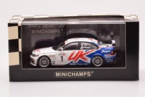 BMW 320si E90 BMW Team UK #1 A. Priaulx WTCC Porto Winner 2007 Minichamps 1:43 400072601 Kov – obrázok 4 z 4