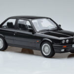 BMW 325i E30 Čierny Norev 1:18 - image 4 of 6