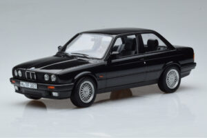 BMW 325i E30 Čierny Norev 1:18
