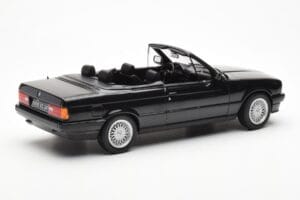 BMW 325i E30 Kabriolet Čierny Metalíza Norev 1:18 183211 Kov – obrázok 2 z 6