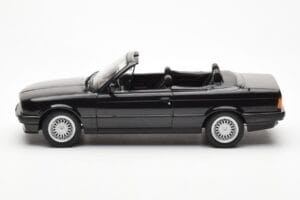 BMW 325i E30 Kabriolet Čierny Metalíza Norev 1:18 183211 Kov – obrázok 3 z 6