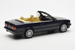 BMW 325i E30 Kabriolet Modrý Otto 1:18 OT114 Živica – obrázok 2 z 6