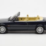 BMW 325i E30 Kabriolet Modrý Otto 1:18 - image 3 of 6