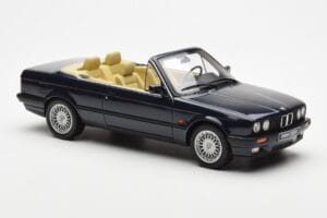 BMW 325i E30 Kabriolet Modrý Otto 1:18 OT114 Živica – obrázok 4 z 6