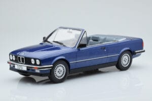 BMW 325i E30 Kabriolet Modrý MCG 1:18 MCG18381