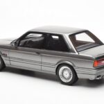 BMW 325i E30 Šedý Metallic Otto 1:18 - image 5 of 6