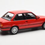 BMW 325i E30 Červený Norev 1:18 - image 2 of 6