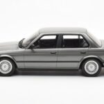 BMW 325i E30 Sedan Dolphin Šedý Otto 1:18 - image 3 of 6