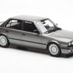 BMW 325i E30 Sedan Dolphin Šedý Otto 1:18 - image 4 of 6