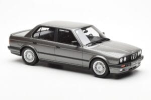 BMW 325i E30 Sedan Dolphin Šedý Otto 1:18 OT819 Živica – obrázok 4 z 6