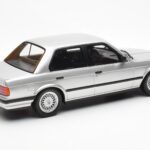 BMW 325i E30 Strieborný Otto 1:18 OT912 - image 2 of 6
