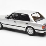 BMW 325i E30 Strieborný Otto 1:18 OT912 - image 5 of 6
