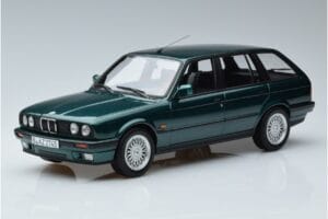 BMW 325i E30 Touring Zelený Metalíza Norev 1:18 183219 Kov
