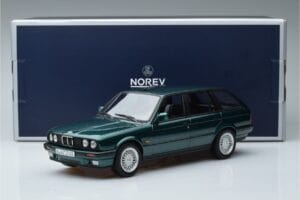 BMW 325i E30 Touring Zelený Metalíza Norev 1:18 183219 Kov – obrázok 6 z 6