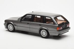 BMW 325i E30 Touring Šedý Otto 1:18 OT929 Živica – obrázok 5 z 6