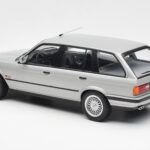 BMW 325i E30 Touring Strieborný Norev 1:18 183216 - image 5 of 6