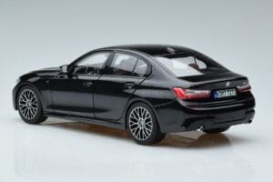 BMW 330i G20 Čierny Metalíza Norev 1:18 183277 Kov – obrázok 6 z 7