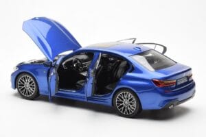 BMW 330i G20 Portimao Modrý Metallic Norev 1:18 80432450999 Kov – obrázok 5 z 8
