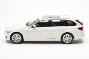 BMW 335i F31 Touring Alpine Biely Paragon 1:18 80432244242 Kov – obrázok 4 z 8