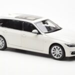 BMW 335i F31 Touring Alpine Biely Paragon 1:18 - image 6 of 8