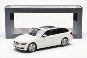 BMW 335i F31 Touring Alpine Biely Paragon 1:18 80432244242 Kov – obrázok 8 z 8