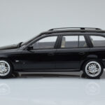 BMW 540 E39 Touring M Package Čierny Otto 1:18 - image 3 of 6