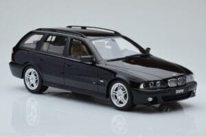 BMW 540 E39 Touring M Package Čierny Otto 1:18 OT1013 Živica – obrázok 4 z 6