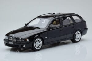 BMW 540 E39 Touring M Package Čierny Otto 1:18 OT1013