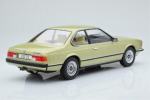 BMW 628 CSi E24 Svetlo Zelený MCG 1:18 MCG18163 Kov – obrázok 2 z 5