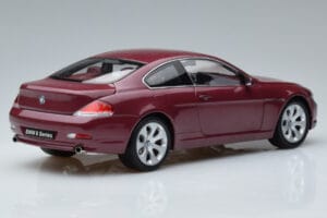 BMW 645Ci E63 Tmavo Červený Kyosho 1:18 08701CR Kov – obrázok 3 z 7