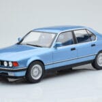 BMW 7 Series E32 730i Modrý MCG 1:18 MCG18160 Kov