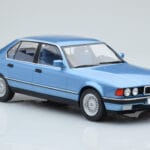 BMW 7 Series E32 730i Modrý MCG 1:18 MCG18160 Kov - image 3 of 5