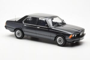 BMW 733i E23 Čierny Metallic KK-Scale 1:18 KKDC180101 Kov – obrázok 4 z 6
